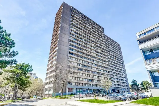 10 Sunny Glenway · #1711, Flemingdon Park, Toronto