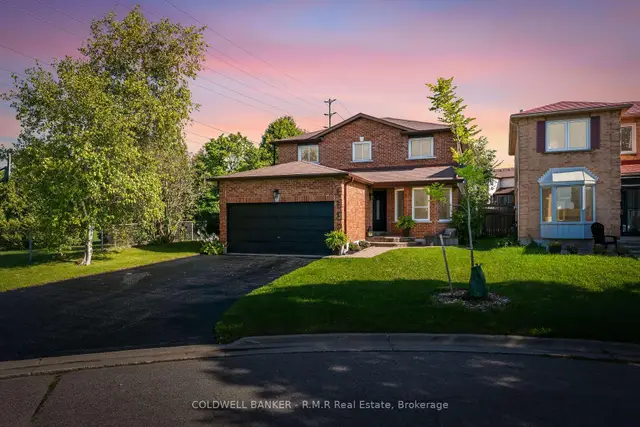 923 Lavis Court, Pinecrest, Oshawa