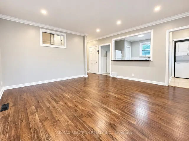 73 North Woodrow Boulevard · #Main, Clairlea-Birchmount, Toronto