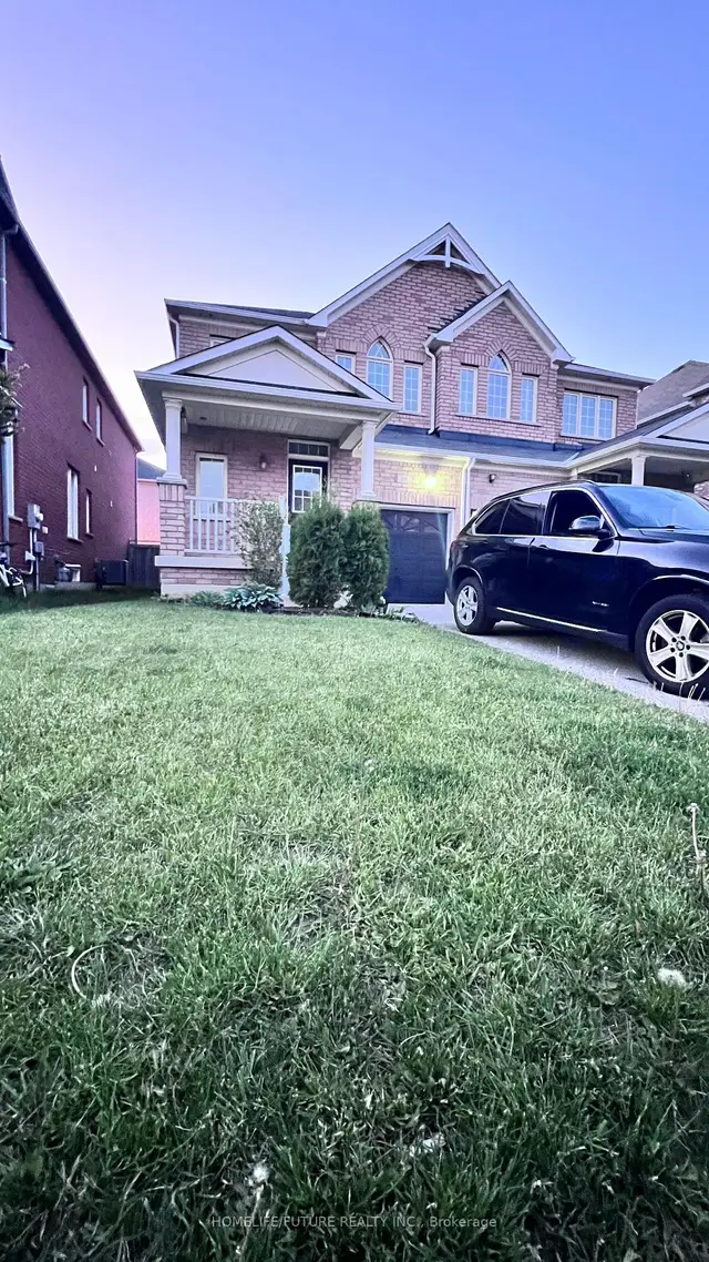 10 Brown Lane, Stouffville, Whitchurch-Stouffville