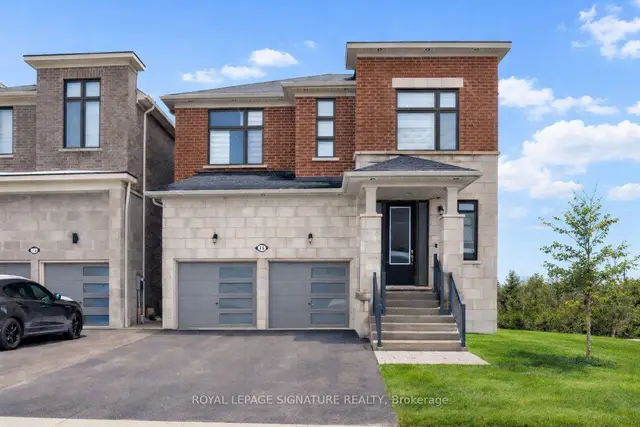 71 Maple Fields Circle, Aurora Estates, Aurora
