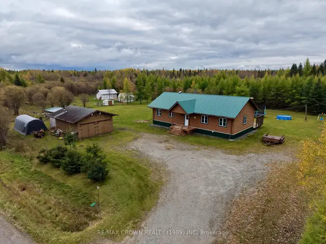 1000 Vallee Road, Hallebourg, Cochrane Remote Area