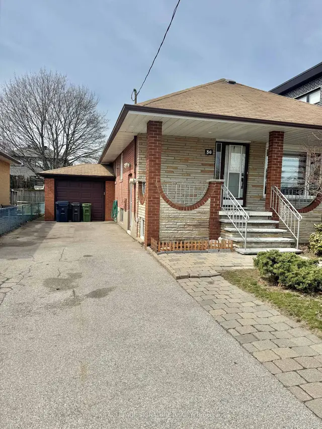 36 Ashmore Avenue, Stonegate-Queensway, Toronto