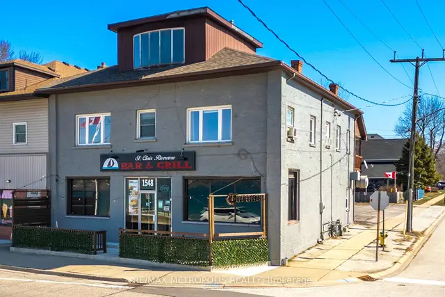 1548 St. Clair Parkway · #1 Upper, St. Clair, St. Clair