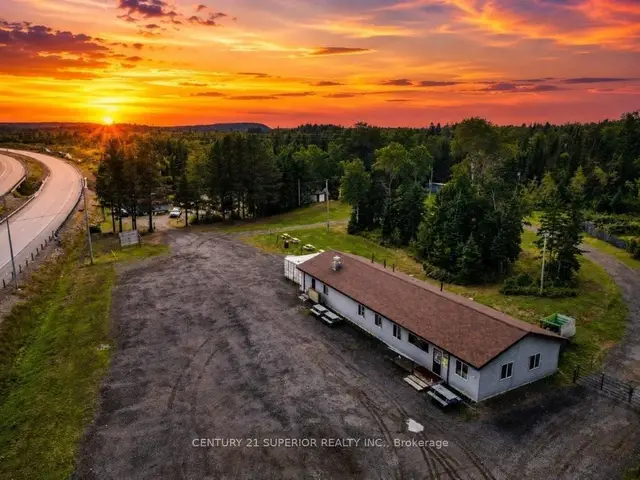 358 HWY 11/17, Nipigon