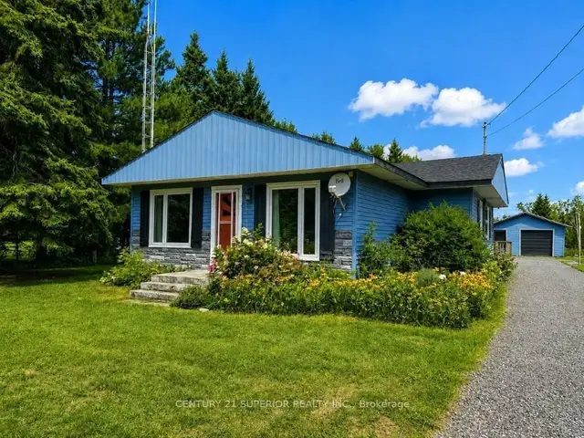 119 HWY 582, Dorion