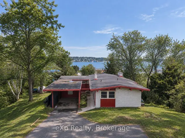 8 Sunset Avenue, Parry Sound, Parry Sound