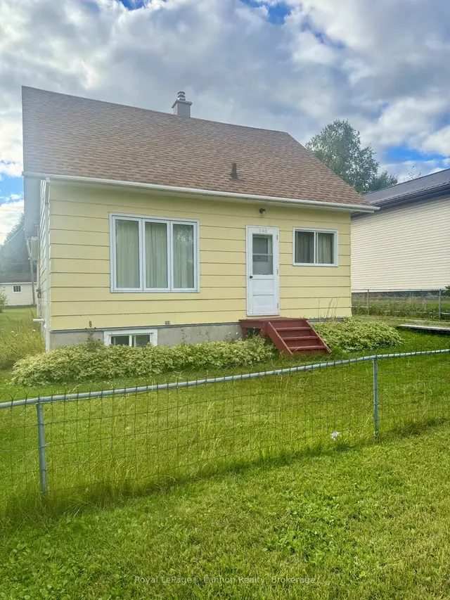 105 Hudson Street, Nipigon