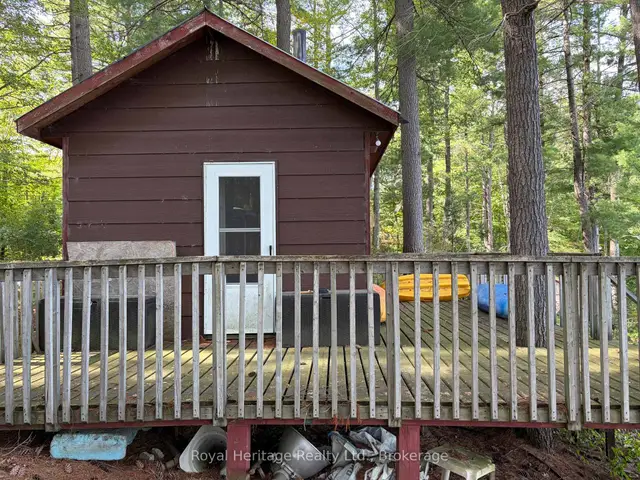 1244B SPARKS Lane, Central Frontenac