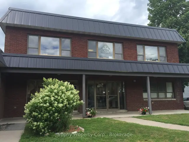 235 Highland Street · #L101, Dysart, Dysart et al