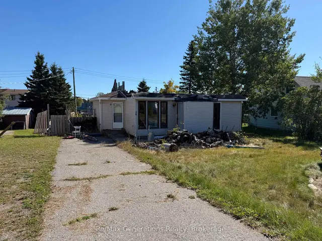 36 Hudson Drive N, Terrace Bay