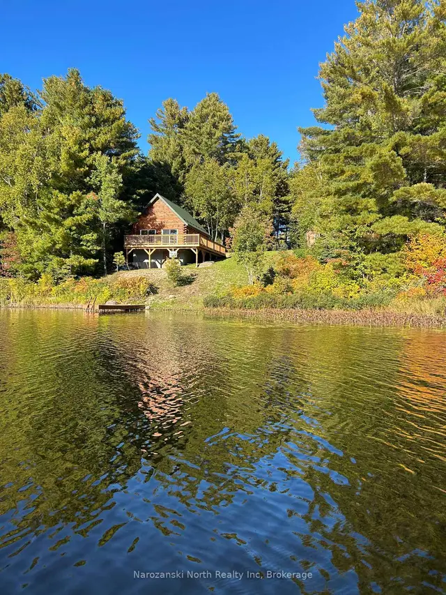 1020 Dry Rapid Road, French River
