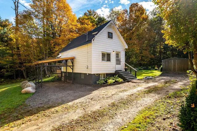 11 Watson Street, Sprucedale, McMurrich/Monteith