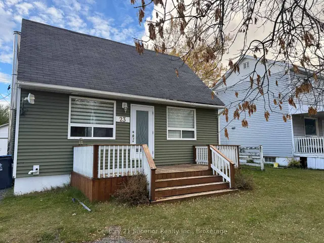 23 Neebig Avenue, Manitouwadge
