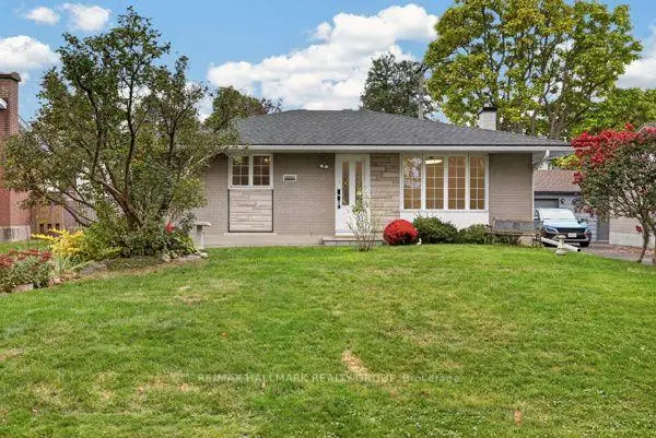 2524 Hopkins Road, Queensway Terrace North, Britannia Heights - Queensway Terrace N and Area