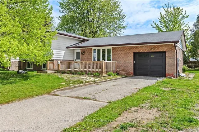 353 DOMINION Street, NW, Strathroy-Caradoc