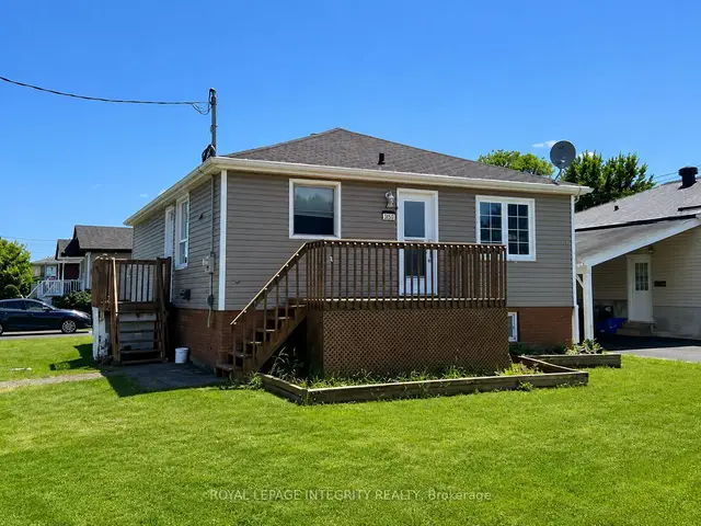 607 12th Street E, Cornwall, Cornwall