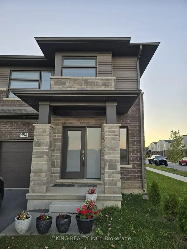 184 Klager Avenue, Fonthill, Pelham
