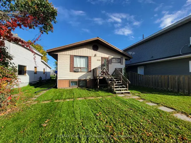 1006 Scott Street, Fort Frances