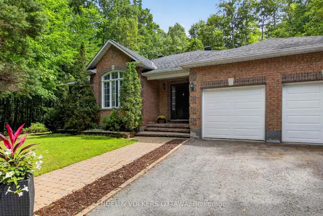 1027 Glenashton Road, Beckwith Twp, Beckwith