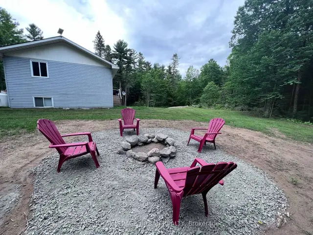 606 Rye Road, Lount, Parry Sound Remote Area