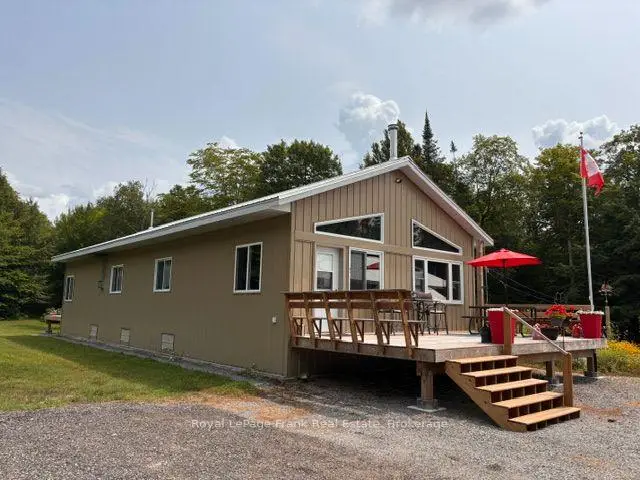 989 North McKenzie Lake Road, South Algonquin, South Algonquin