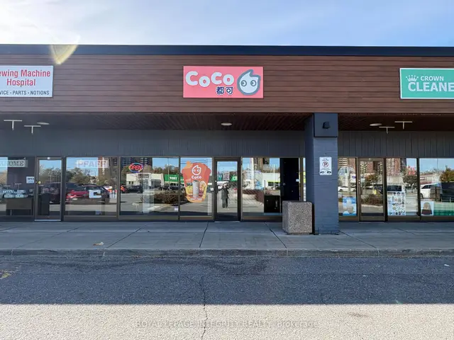 1568 Merivale Road · #12, Meadowlands/St. Claire Gardens, Meadowlands - Crestview and Area