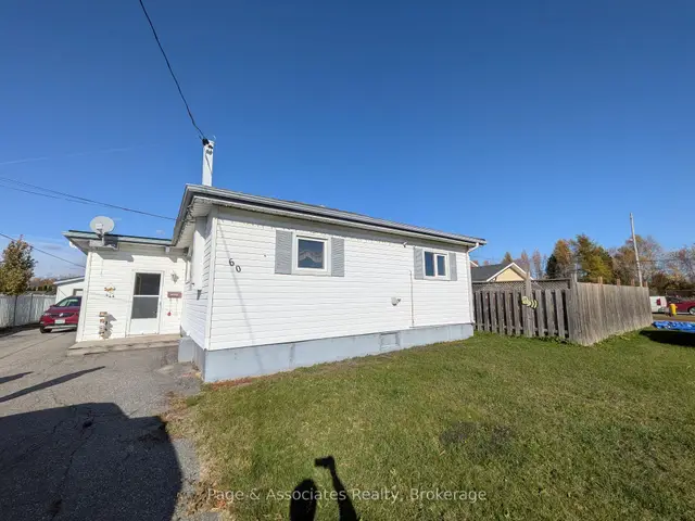 60 Bridge Street, Sturgeon Falls, West Nipissing