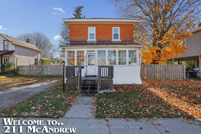 211 McAndrew Avenue, Renfrew, Renfrew