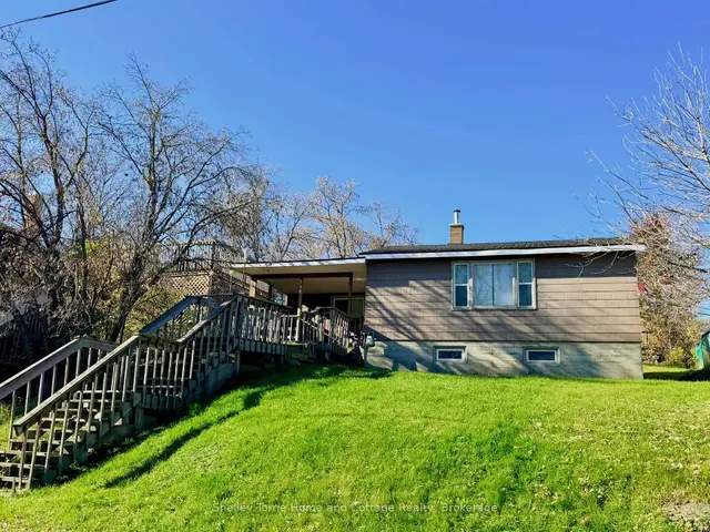 348 Eighth Avenue S, Lakeside, Kenora