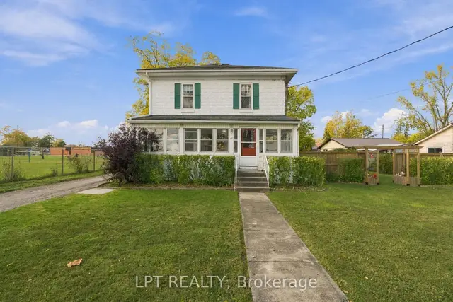 151 Parkhill Main Street, Parkhill, North Middlesex