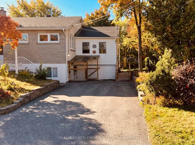 924 Watson Street · #B, Britannia Heights, Britannia Heights - Queensway Terrace N and Area