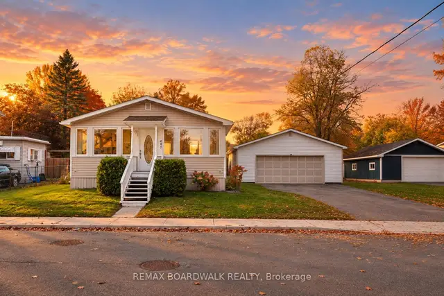 434 Dibble Street E, Prescott, Prescott