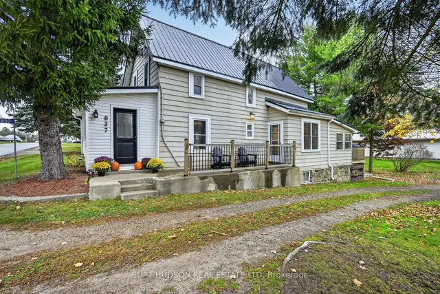 837 King Street, R of Yonge & Escott Twp, Athens