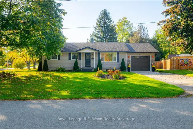 24 Parkdale Avenue, Tillsonburg, Tillsonburg