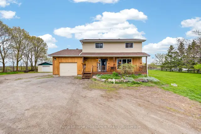 235 East Hungerford Road, Hungerford (Twp), Tweed