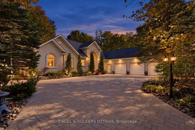 5732 Queenscourt Crescent, Manotick East to Manotick Station, Manotick - Kars - Rideau Twp and Area
