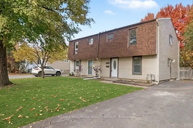 1329 Lotus Street, Carson Grove, Cyrville - Carson Grove - Pineview