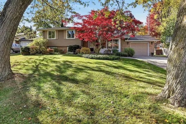 2 Parkdale Crescent, Fonthill, Pelham