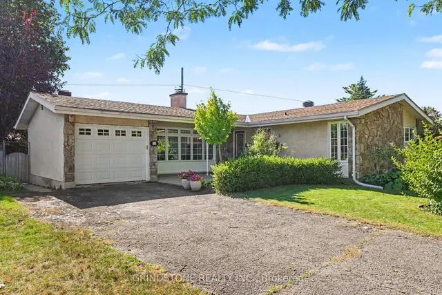 22 Bowmoor Avenue, Borden Farm/Stewart Farm/Carleton Heights/Parkwood Hills, Cityview - Parkwoods Hills - Rideau Shore