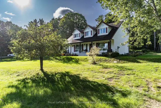 135 Douglas Street, Muskoka (S), Gravenhurst