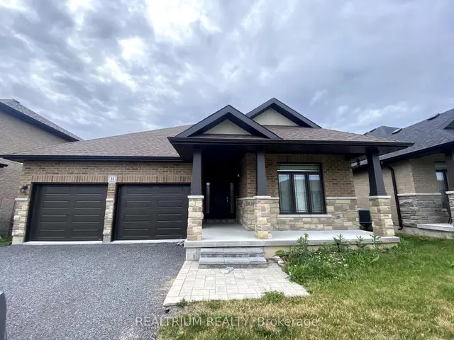 31 Covington Crescent, Thurlow Ward, Belleville