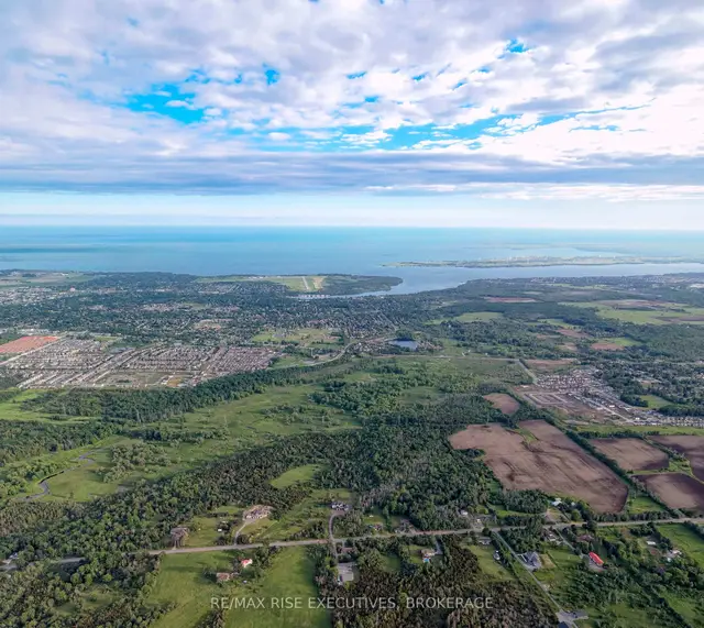 West Creekford Road, 42 - City Northwest, Kingston