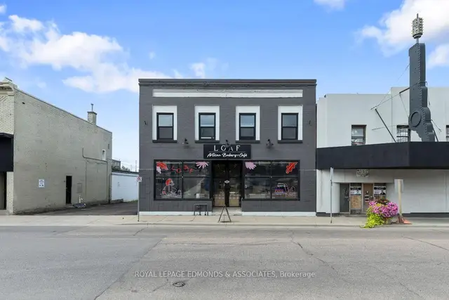 201 Pembroke Street W, Pembroke, Pembroke