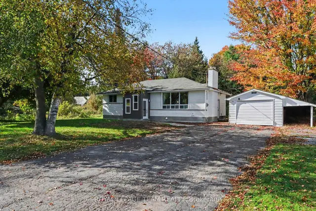 6605 Franktown Road, Richmond, Stittsville - Munster - Richmond