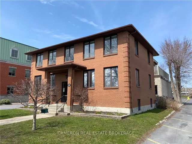 21 WATER Street W · #4, Cornwall, Cornwall