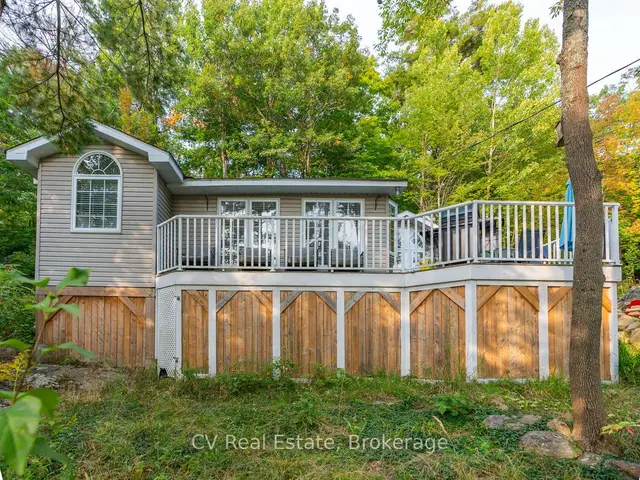 1356 & 1357 Peninsula Road, Medora, Muskoka Lakes