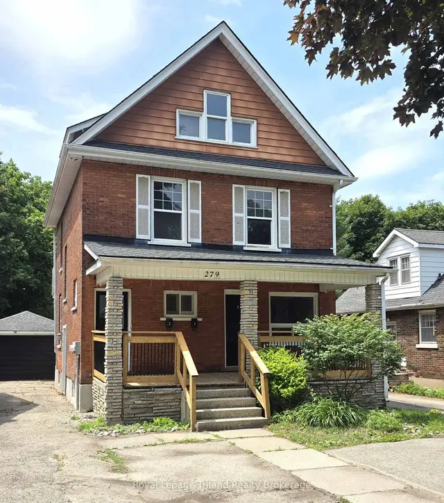 Listing, Woodstock - North, Woodstock