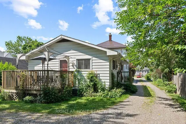 207-209 (COACH HOUSE) Inshes Avenue, Chatham, Chatham-Kent